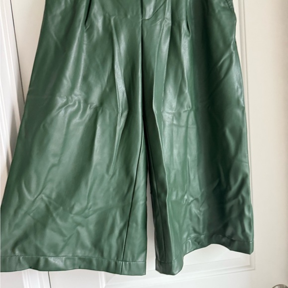 Anthro Green Faux Leather cropped pants - Picture 2 of 5